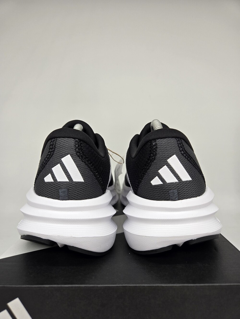 adidas Women's Galaxy 7 ID8765 Black White Running Shoes Size 6 - Picture 6 of 8